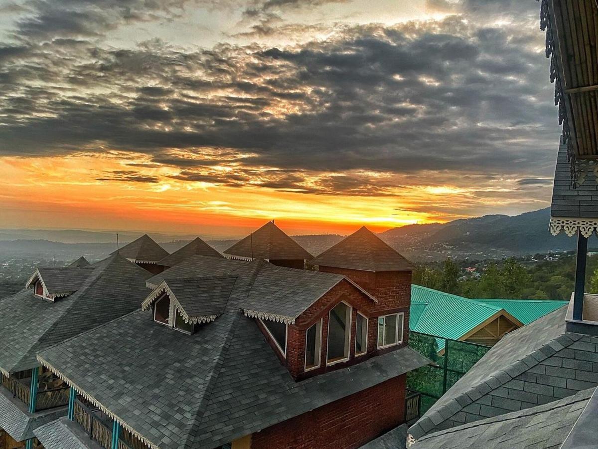 Tiaraa Jujurana Resort T Pathyar Extérieur photo
