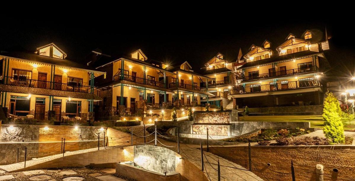 Tiaraa Jujurana Resort T Pathyar Extérieur photo